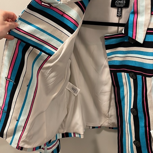 Jones New York multi-colored blazer - Picture 6 of 7